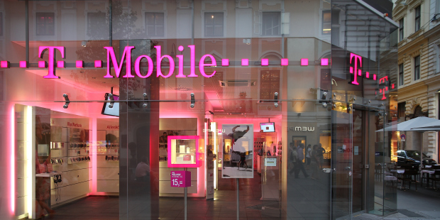 T-Mobile US überrascht mit Neukundengewinn - Ziele überarbeitet