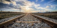 ROUNDUP: Vossloh startet mit Einbrüchen ins Jahr - Aktie sackt ab